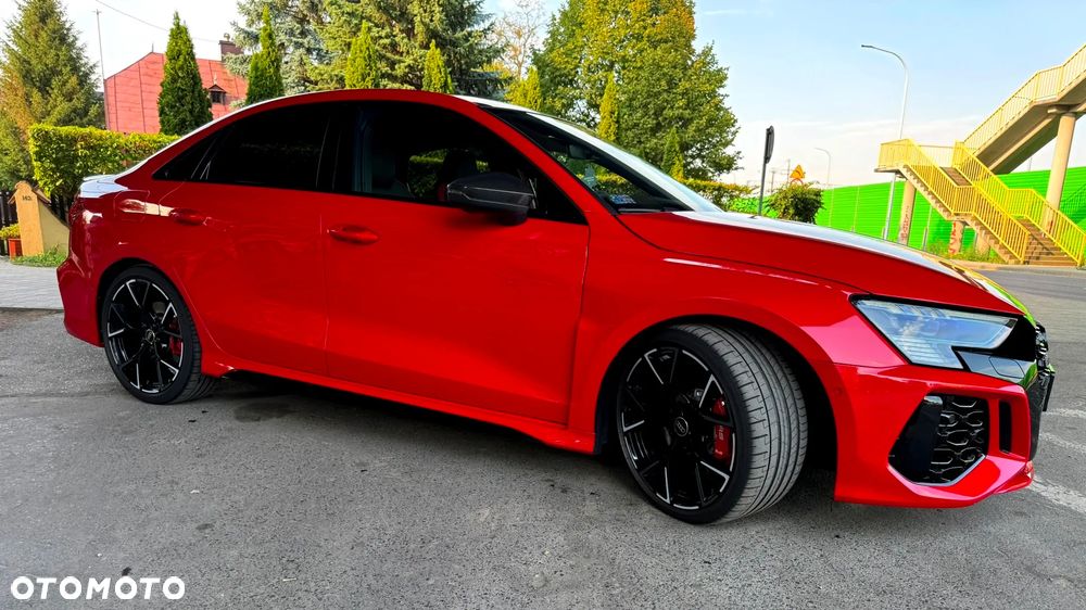 Audi RS3 Limousine - 10
