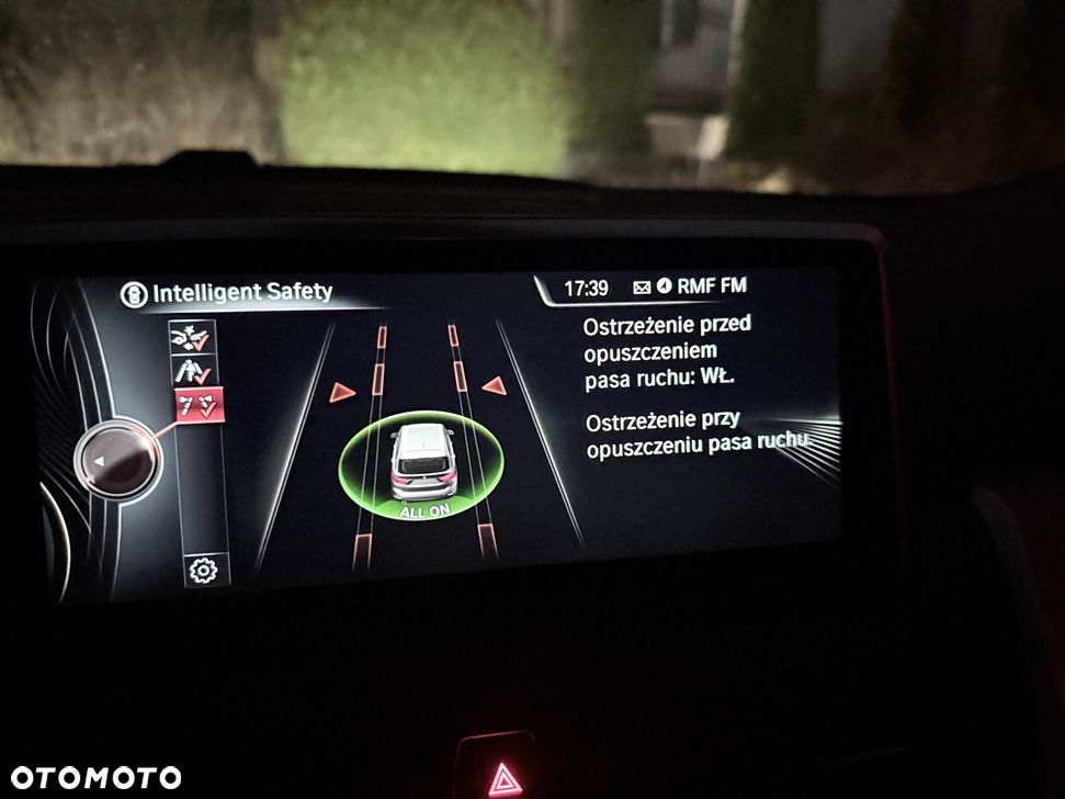 BMW Seria 2 218d Sport-Aut Luxury Line - 8