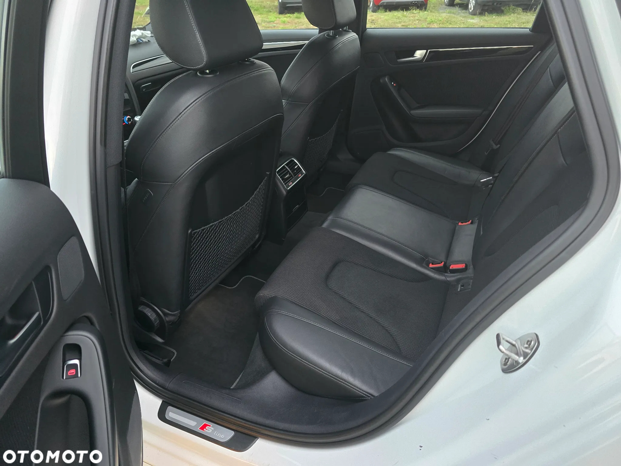 Audi A4 Avant 2.0 TDI DPF S line Sportpaket - 11