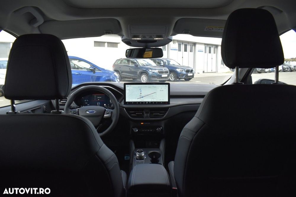 Ford Kuga - 10