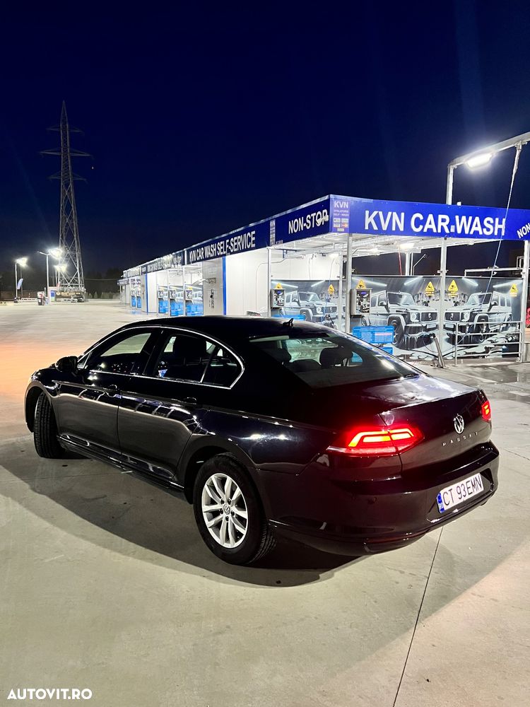 Volkswagen Passat - 10