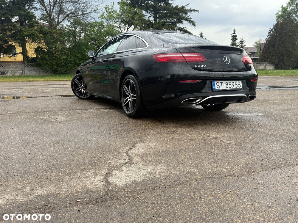 Mercedes-Benz Klasa E 300 9G-TRONIC - 5