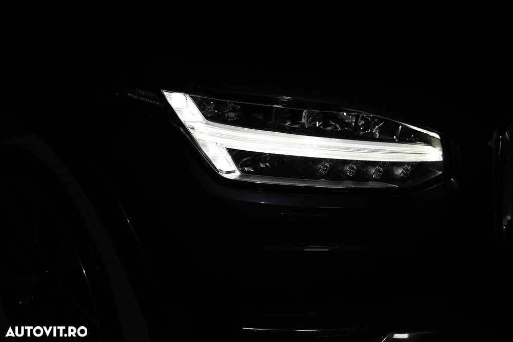 Volvo XC 90 D5 AWD Geartronic Inscription - 36
