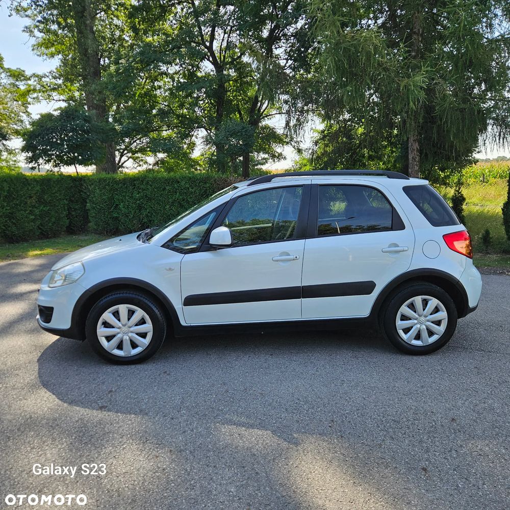 Suzuki SX4 1.6 VVT 4x2 Comfort - 4