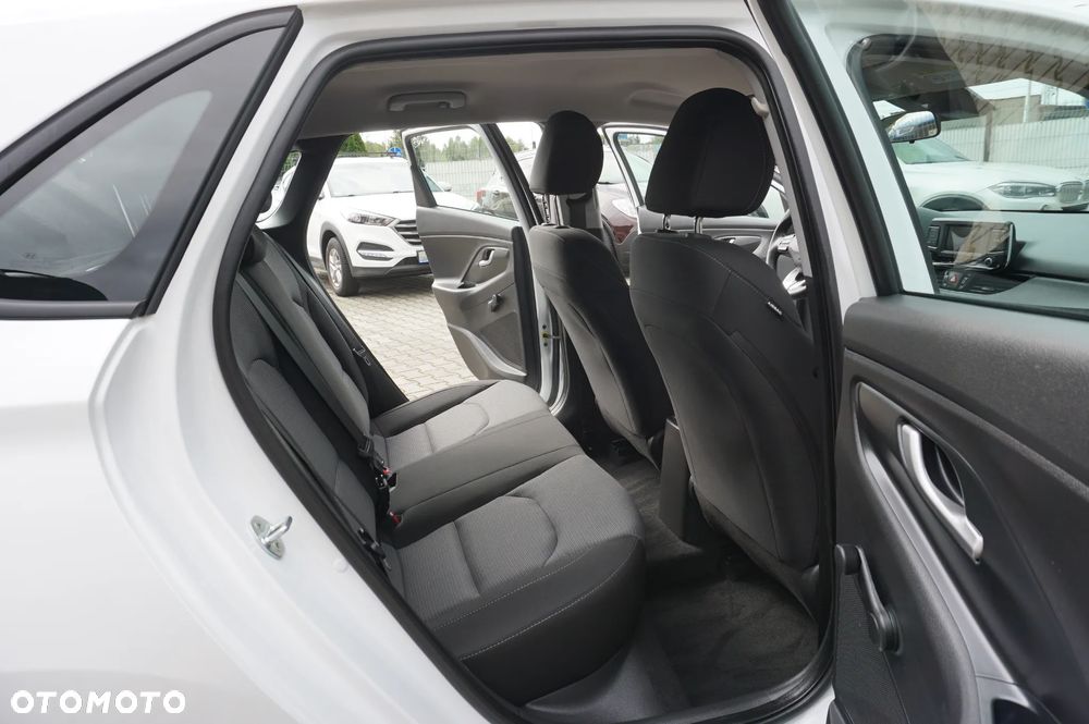 Hyundai i30 1.4 Style - 31