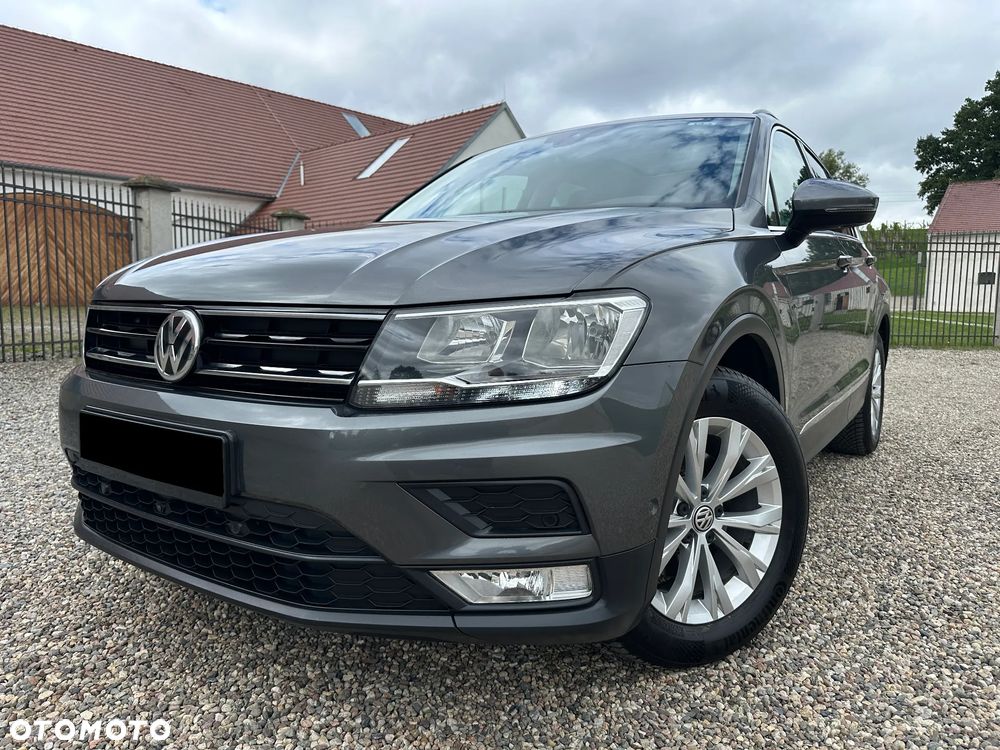 Volkswagen Tiguan - 1