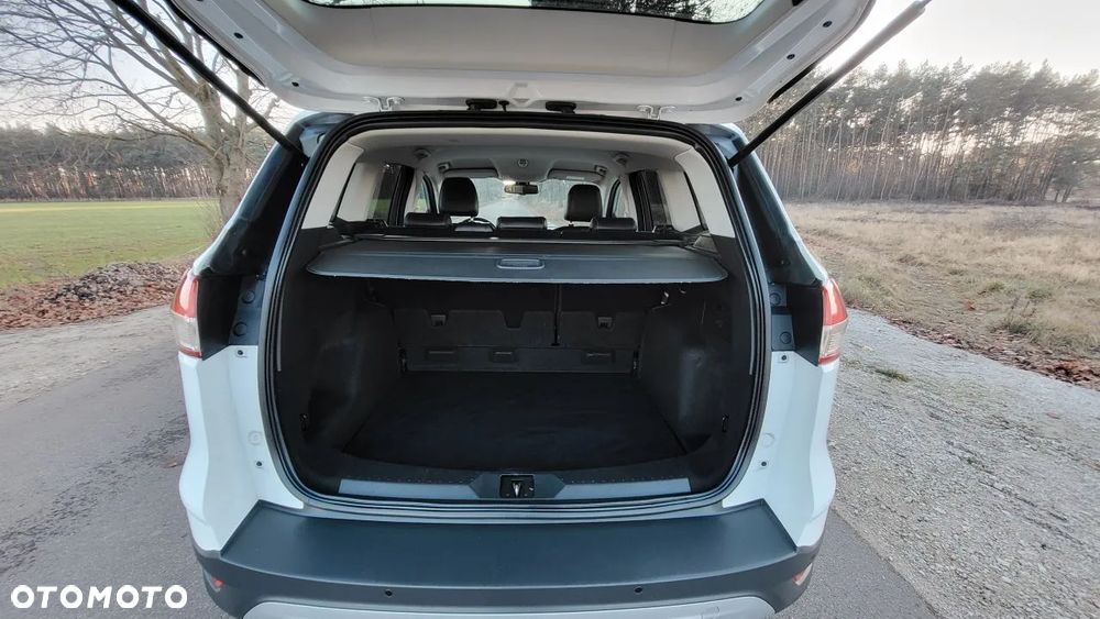 Ford Kuga 2.0 TDCi 2x4 Titanium - 21