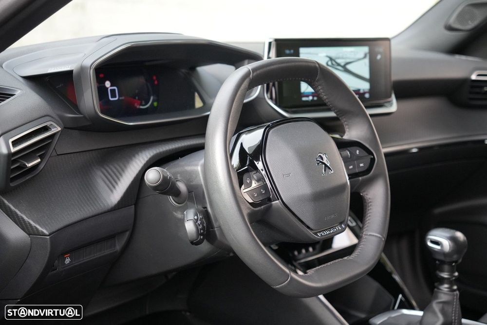 Peugeot 2008 1.2 PureTech Allure Pack - 17