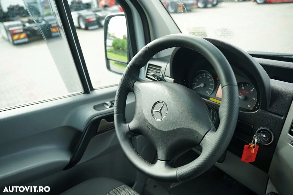 Mercedes-Benz / SPRINTER 310 CDI / CARTER CU 7 LOCURI / MANUALĂ / TABLĂ AUTO / PANEL - 24
