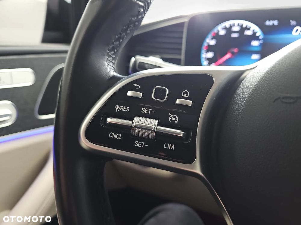 Mercedes-Benz GLE 300 d 4-Matic Premium - 23