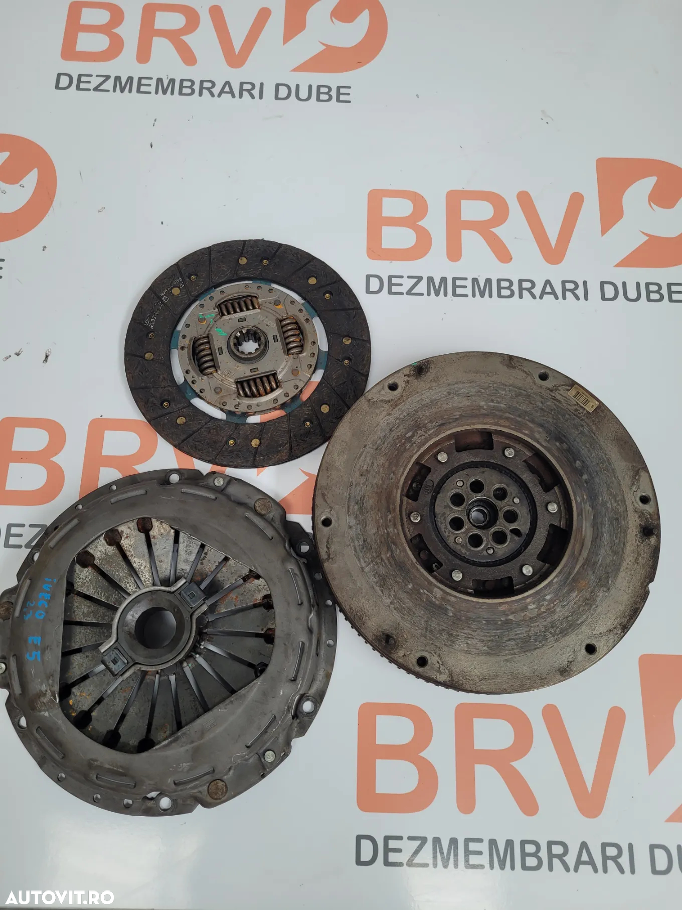 Kit ambreiaj (placa+disc+volanta) pentru Iveco Daily 2,3 motorizare 78 kw - 106 ps Euro 5 2013 an fabricatie - 2