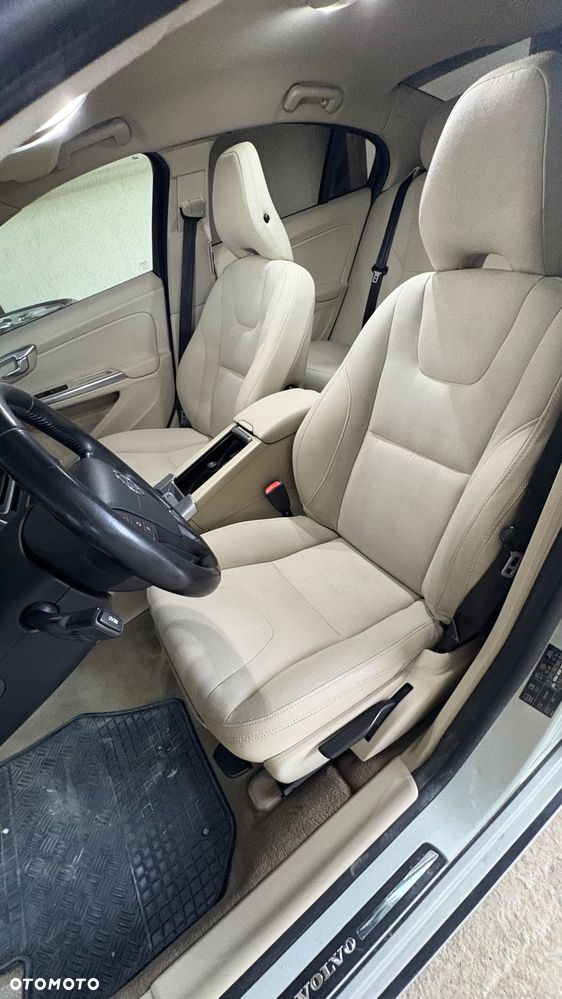 Volvo S60 - 20