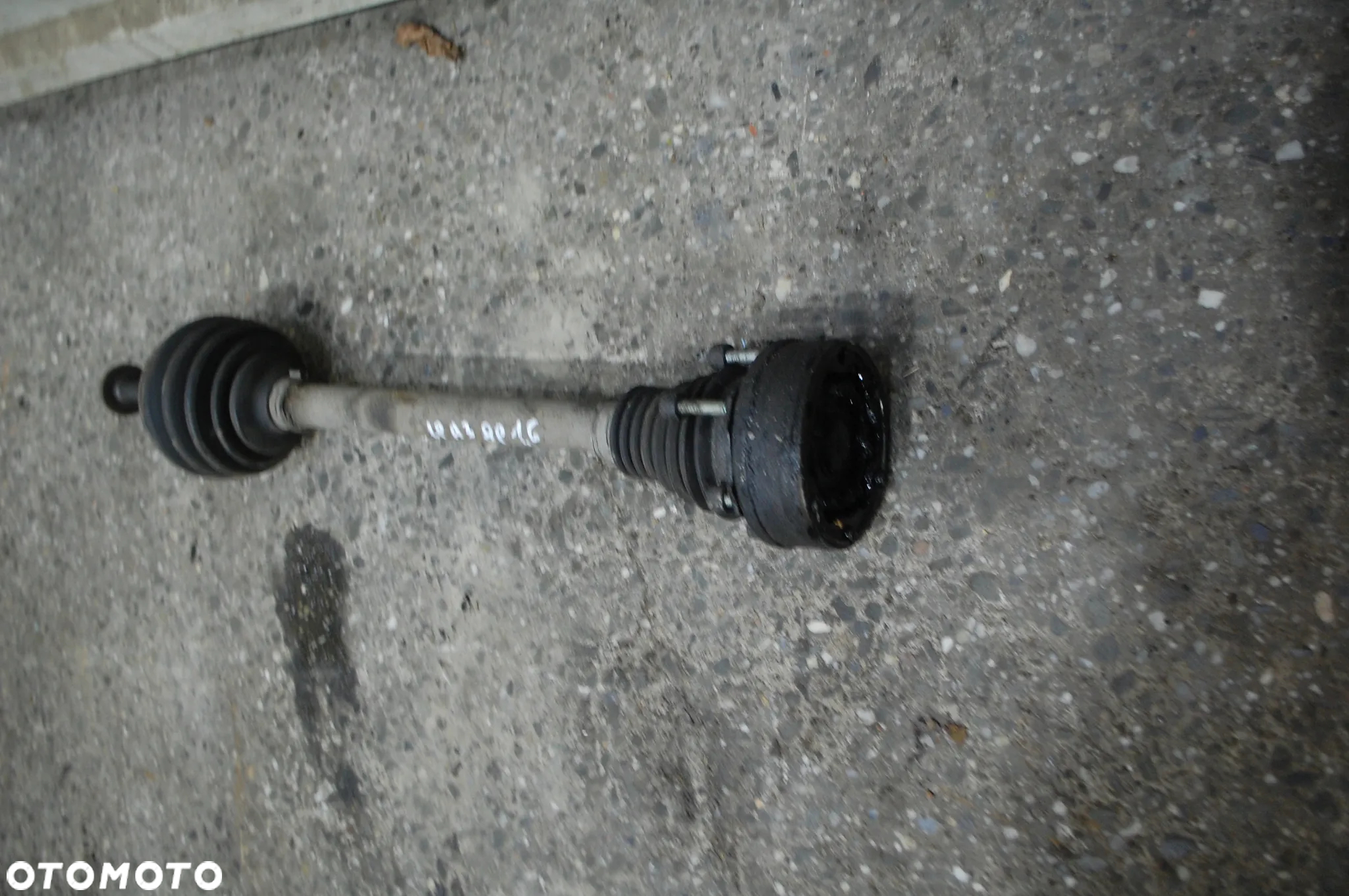 PÓŁOŚ LEWA KRÓTKA AUDI A3 8P 1.6 MPI VW GOLF V SEAT SKODA - 6