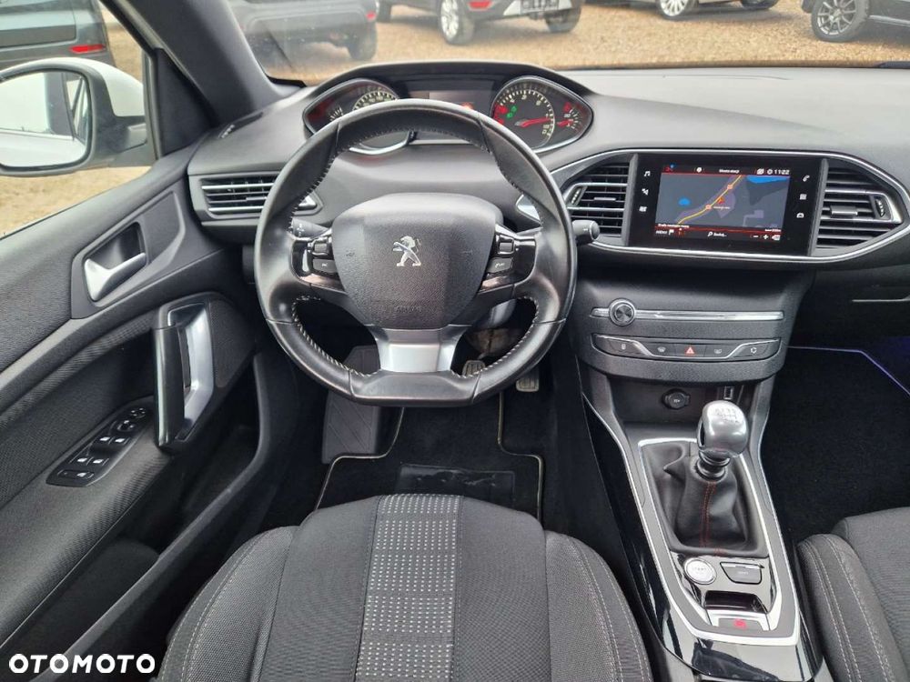 Peugeot 308 - 16