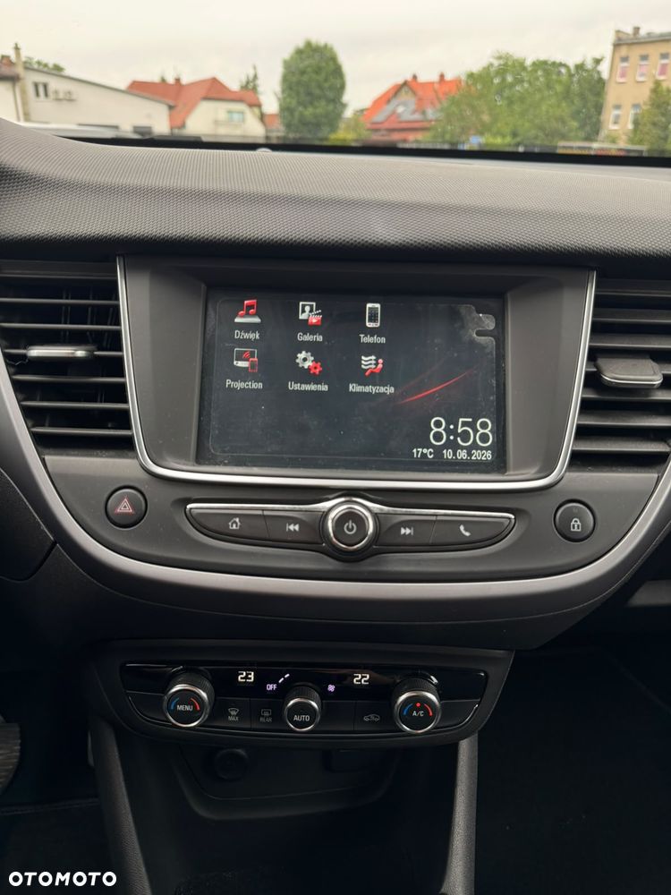 Opel Crossland X - 8