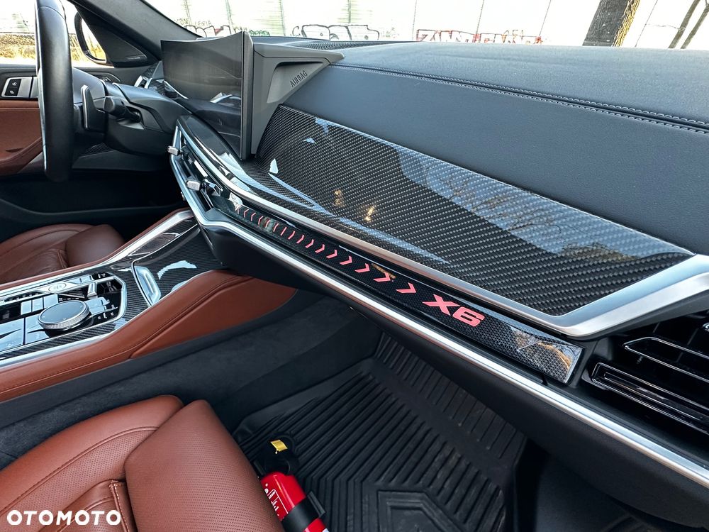 BMW X6 - 18