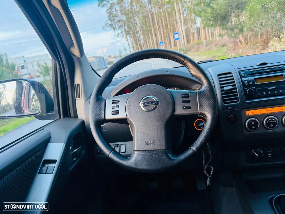 Nissan Navara 2.5 dCi CD SE Eastpak - 36