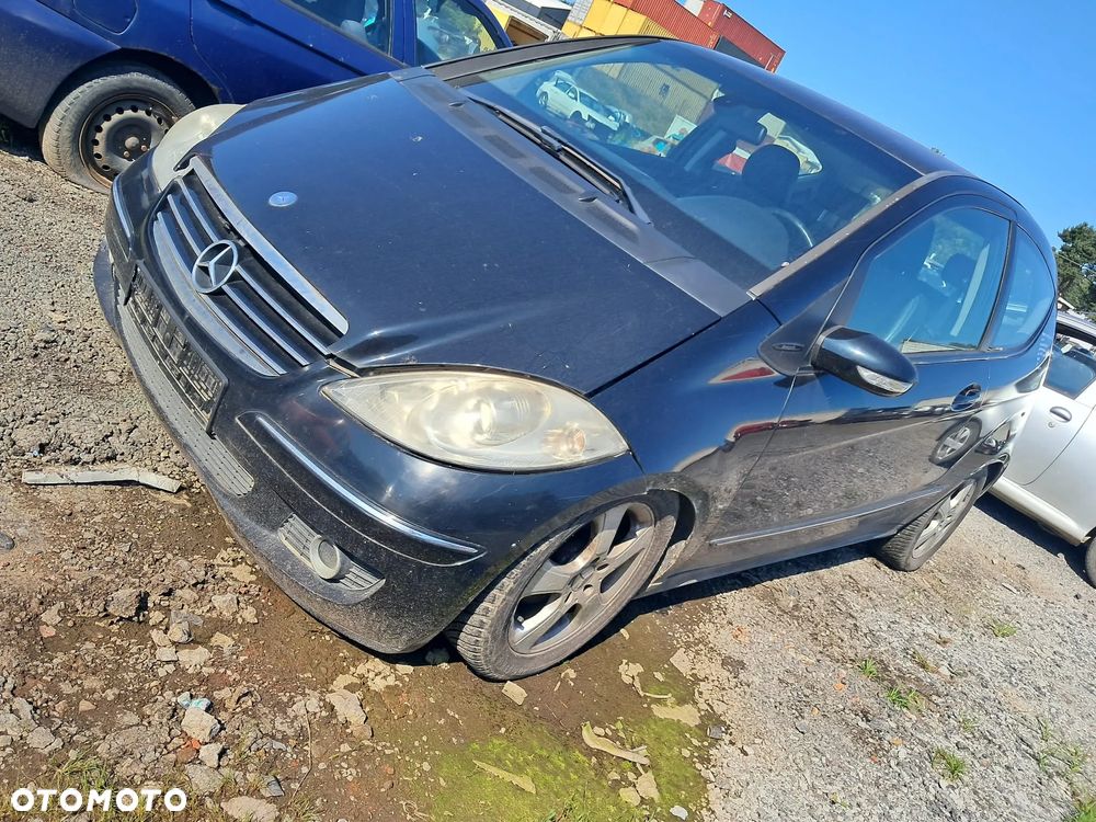 MERCEDES A KLASA II W169 2004 2.0 CDI  640942  KOD LAK: 160 - 1
