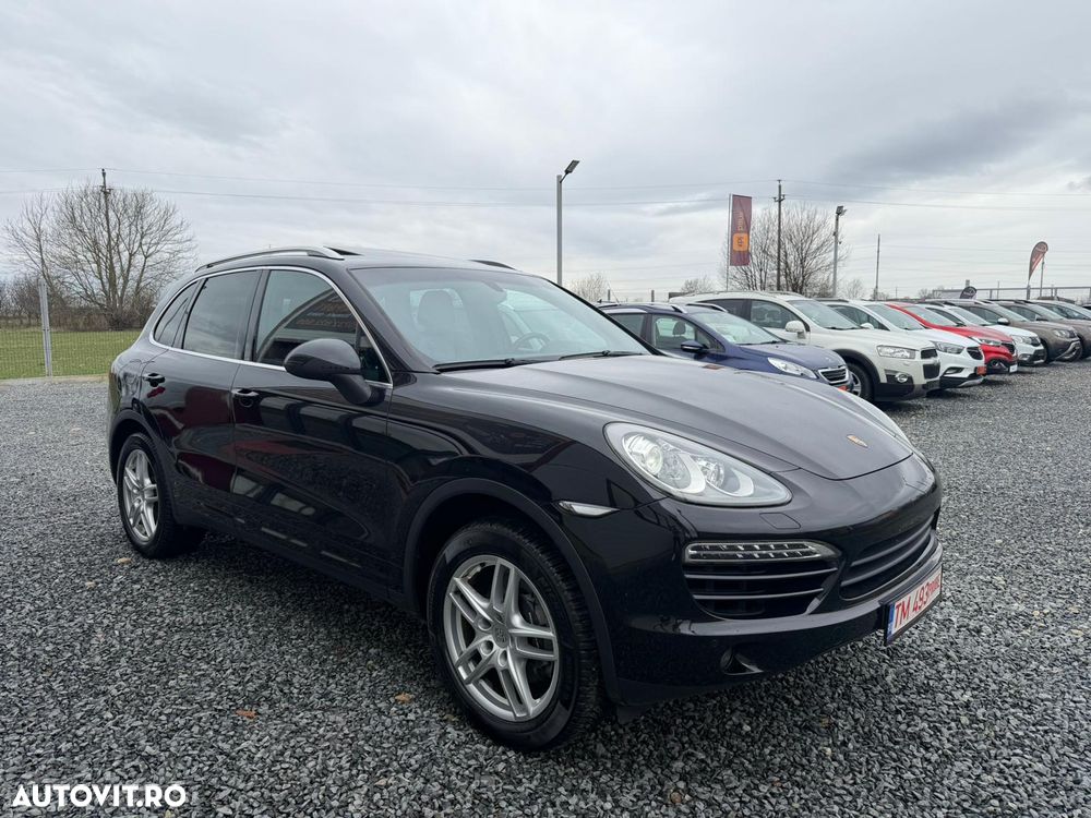 Porsche Cayenne Platinum Edition - 2