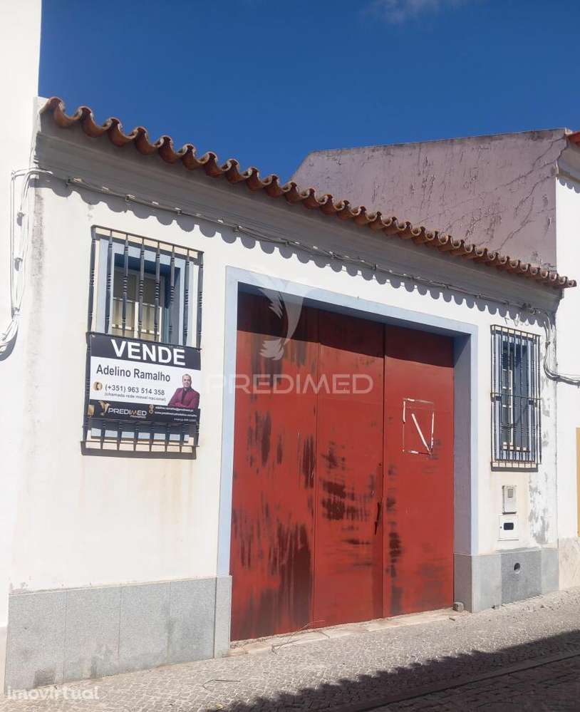 Garagem - Grande imagem: 2/4