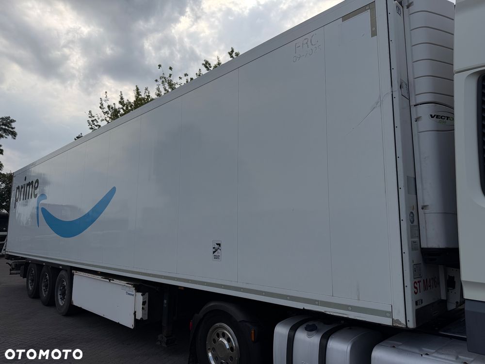 Krone Carrier Vector 1550 - 1