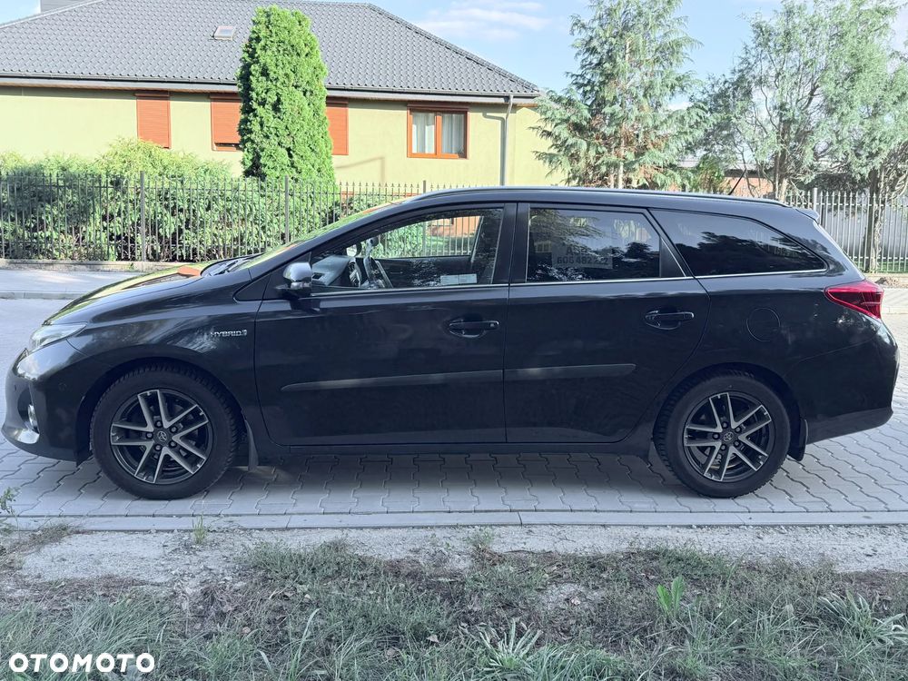 Toyota Auris 1.8 HSD Prestige - 4
