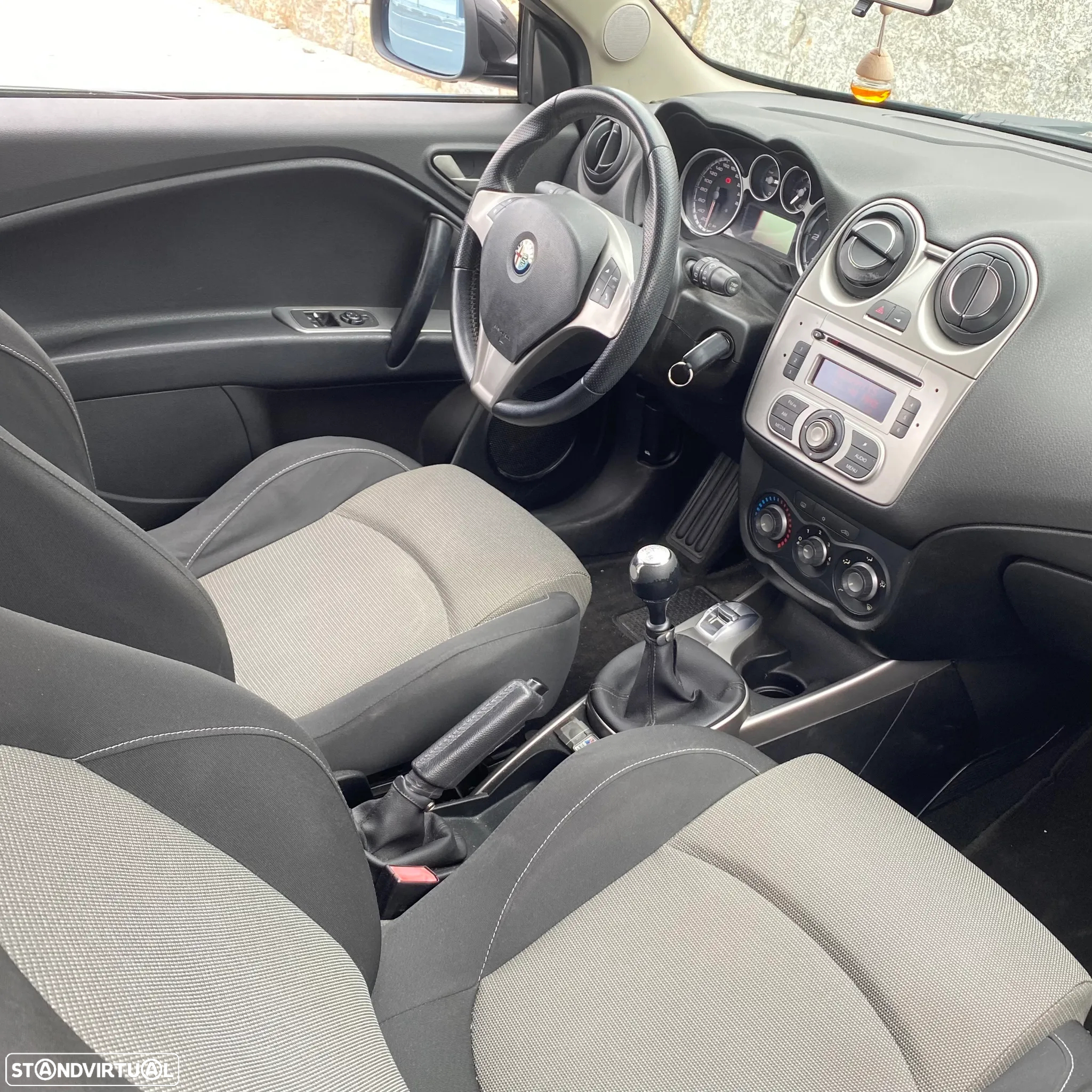 Alfa Romeo MiTo 1.3 JTD Distinctive - 2