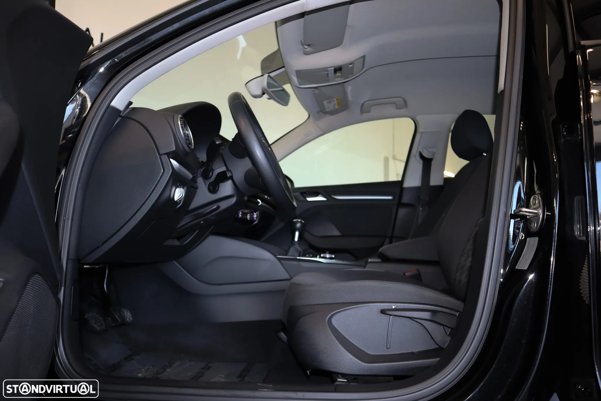 Audi A3 Sportback 1.6 TDI Advance - 14