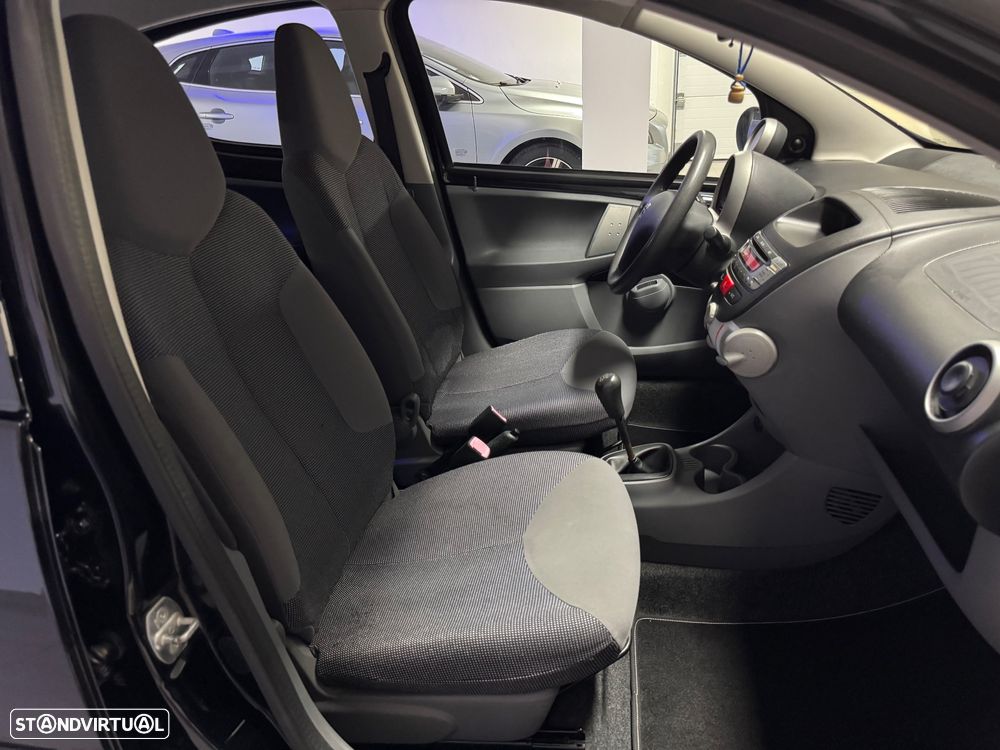 Peugeot 107 1.0 RC Line - 13