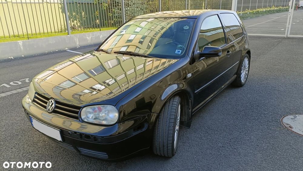 Volkswagen Golf - 4