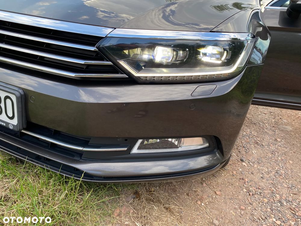 Volkswagen Passat - 9