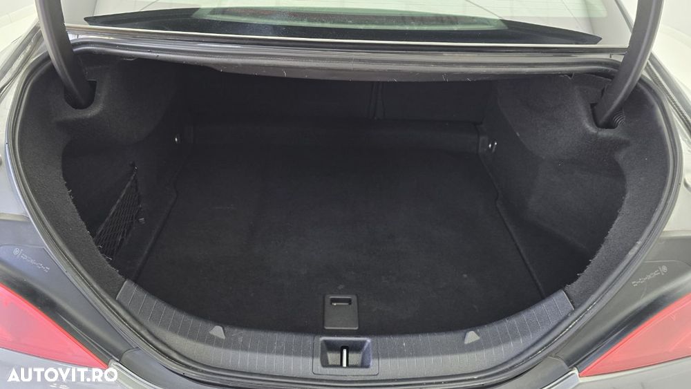 Mercedes-Benz CLA - 25