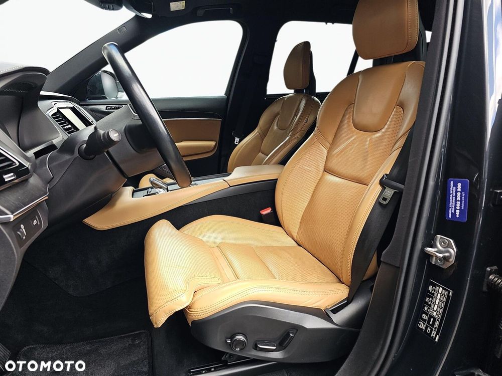 Volvo XC 90 - 15