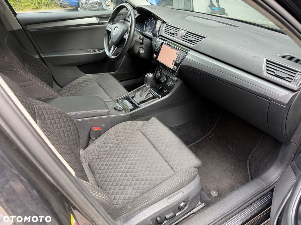 Skoda Superb 2.0 TDI 4x4 DSG Premium Edition - 5