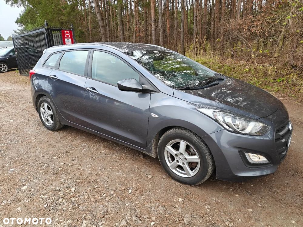 Hyundai i30 1.6 CRDi Comfort - 3