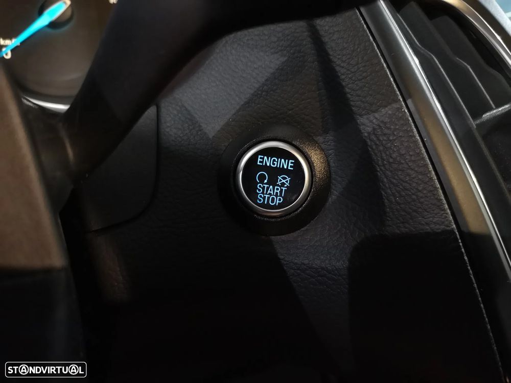 Ford Focus SW 1.5 TDCi EcoBlue Business Aut. - 18
