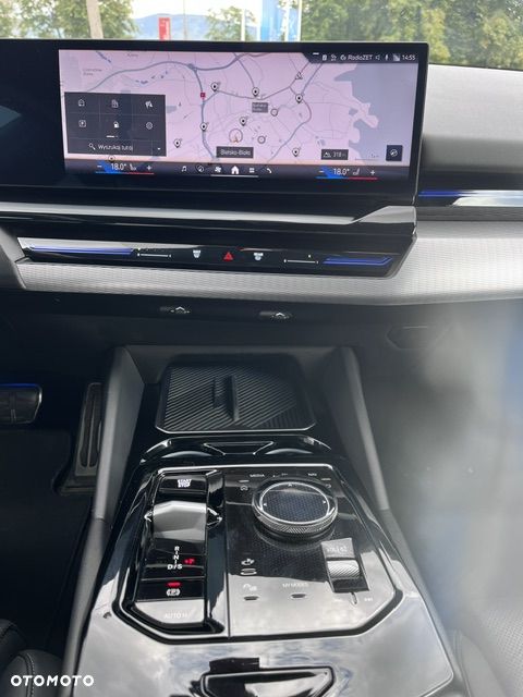 BMW Seria 5 520i - 24