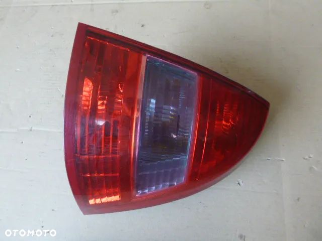 LAMPA PRAWY TYŁ PRAWA TYLNA W BŁOTNIK CITROEN C5 I LIFT SEDAN 04-08 - 7