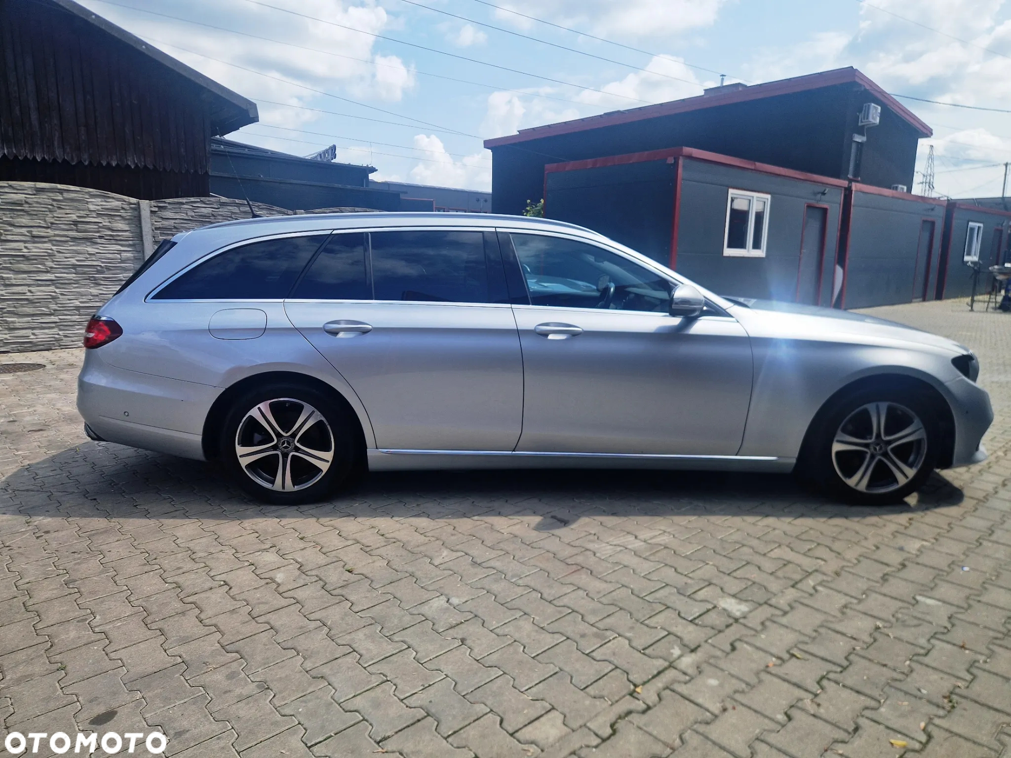 Mercedes-Benz Klasa E 200 d 9G-TRONIC - 8