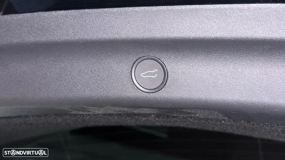 Tesla Model Y Long Range Tração Integral - 15