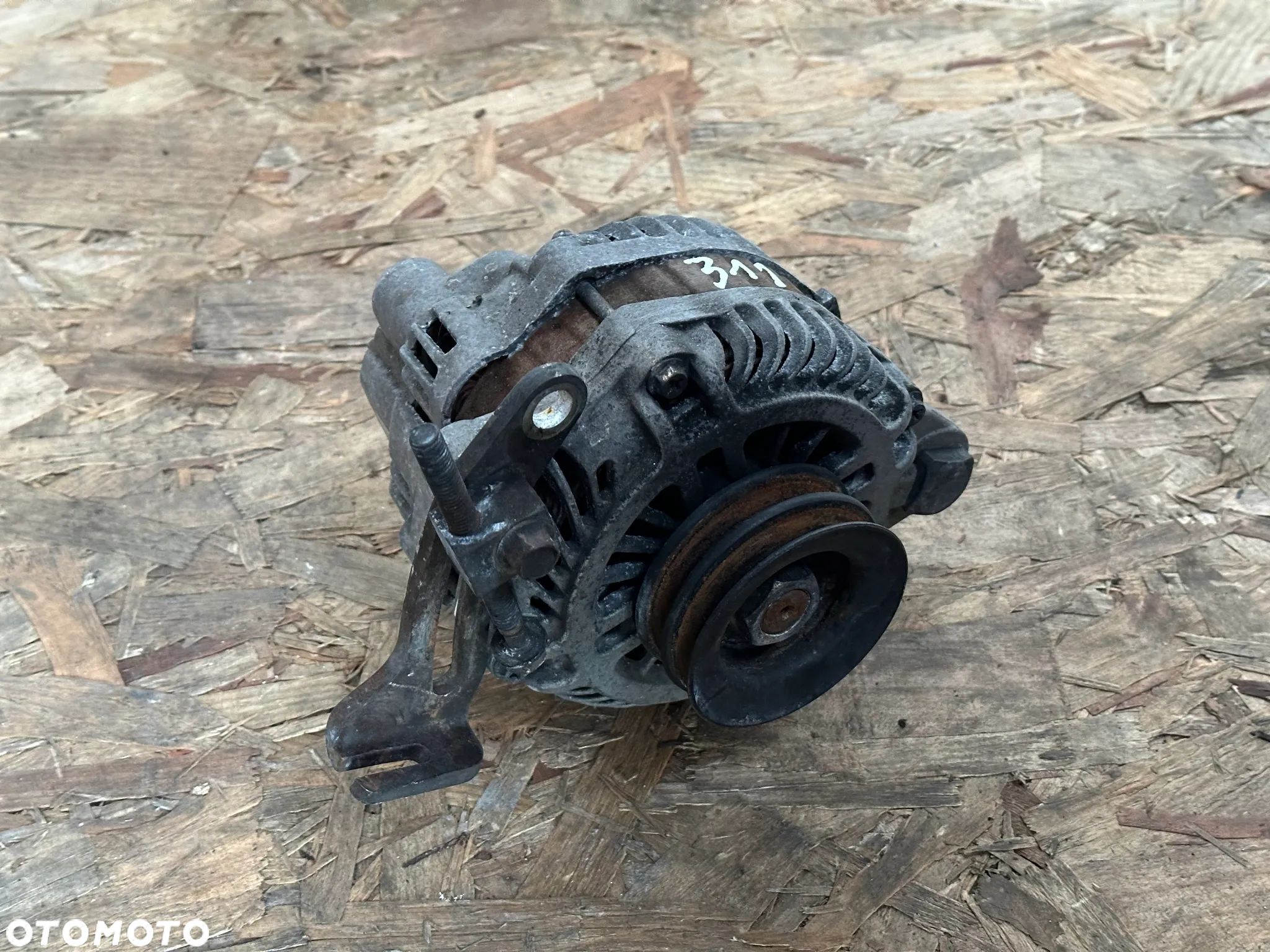 ALTERNATOR MITSUBISHI SHOGUN 3.2 DID PAJERO 08' 963989 - 1