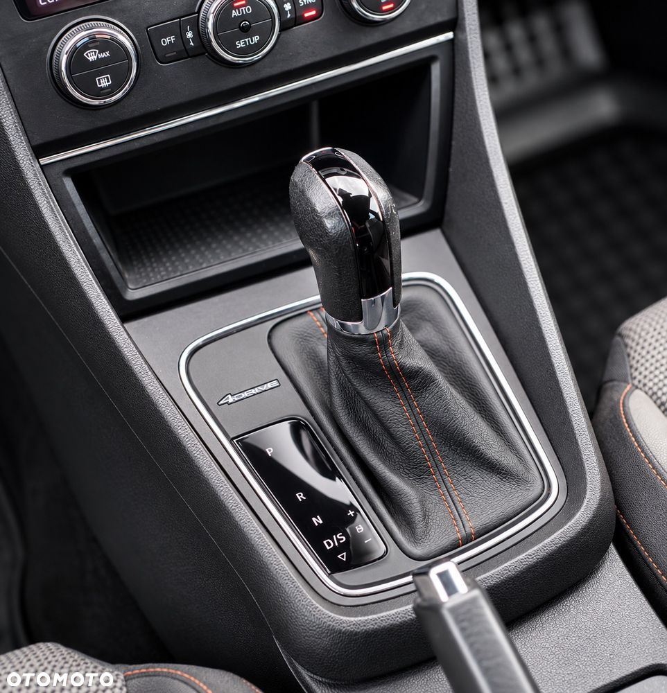 Seat Leon - 25