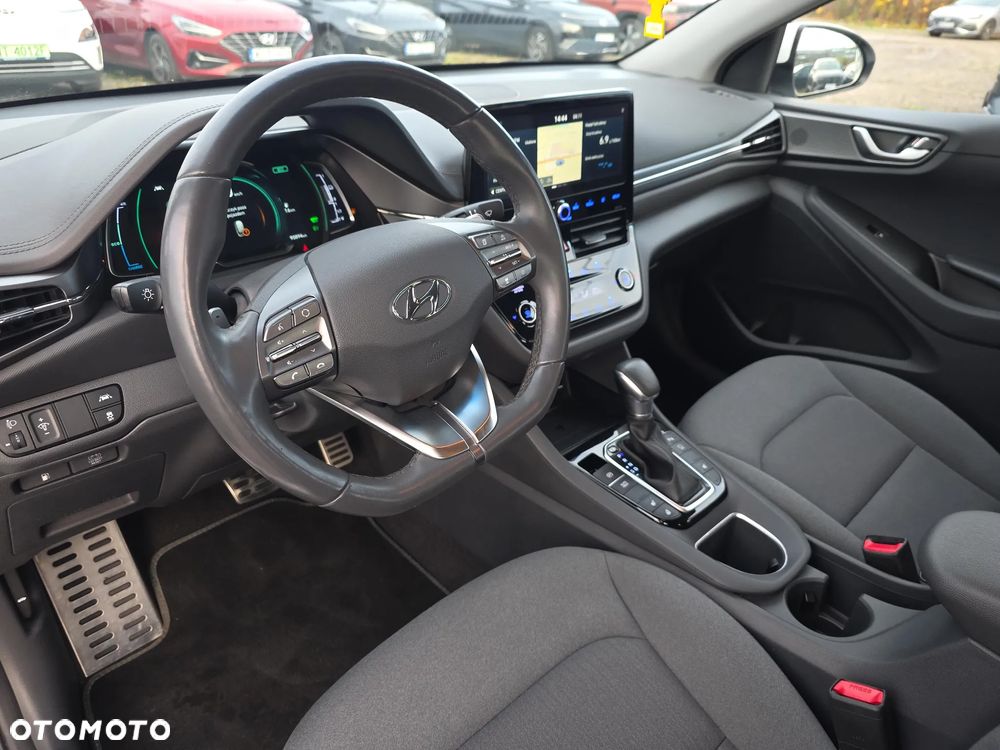 Hyundai IONIQ hybrid Premium - 9