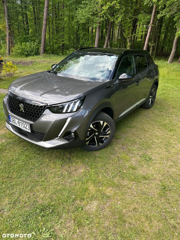 Peugeot 2008 PureTech 130 EAT8 GT - 4