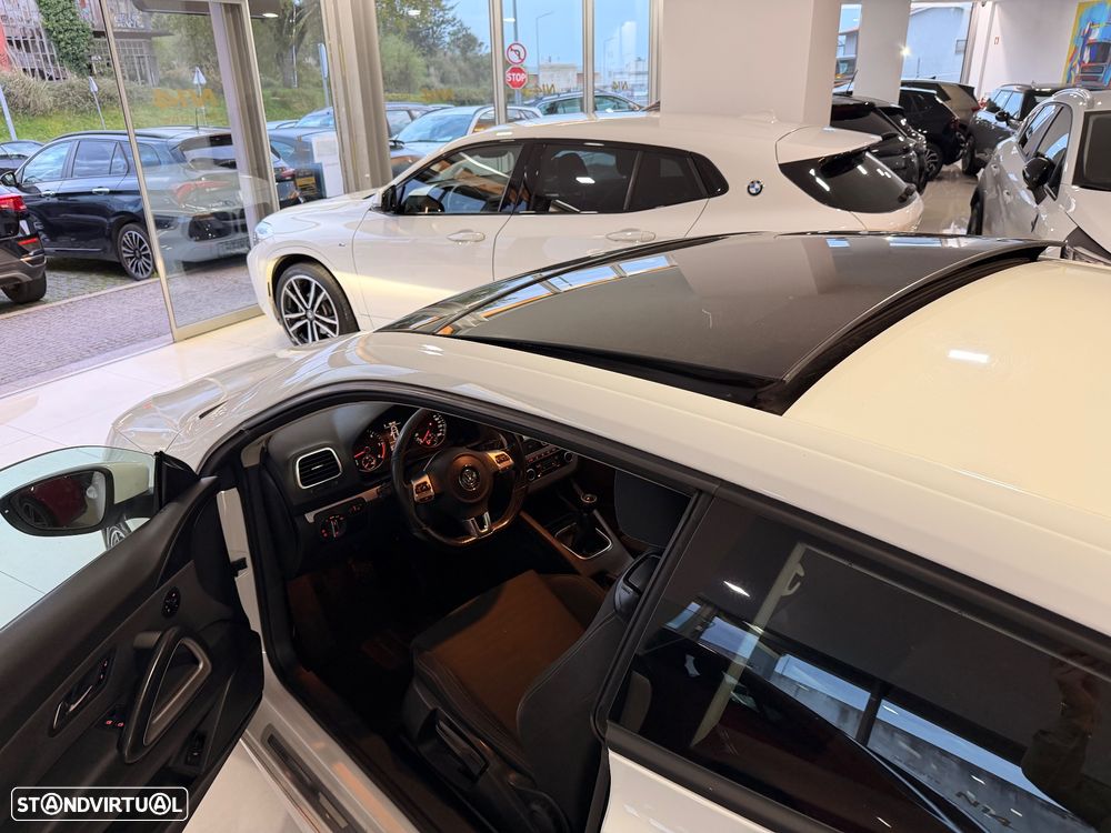 VW Scirocco 2.0 TDI R-Line - 11