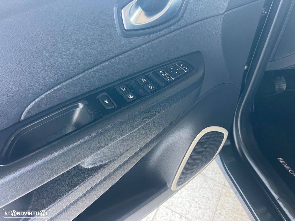 Renault Captur 0.9 TCE Exclusive - 20