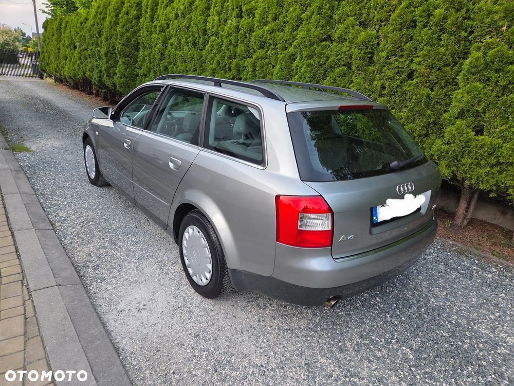 Audi A4 Avant - 2