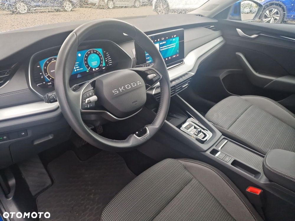Skoda Octavia 1.5 TSI mHEV Selection DSG - 10