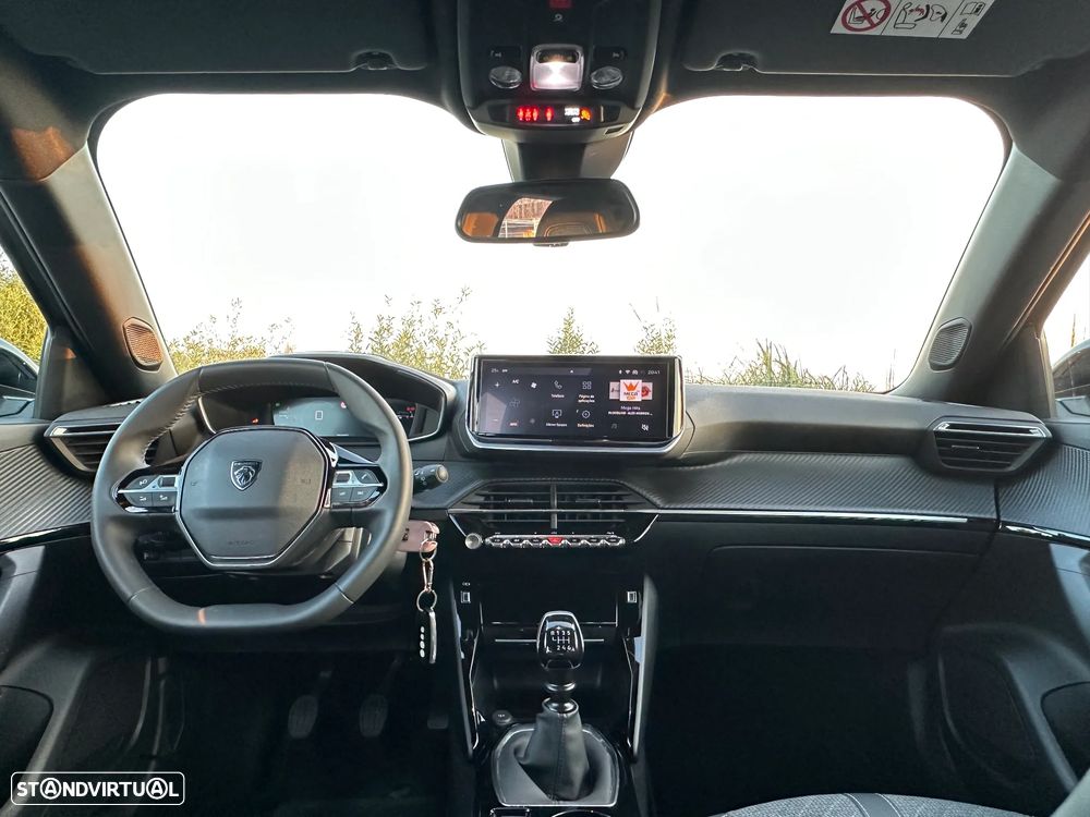Peugeot 2008 1.2 PureTech Allure Pack - 11