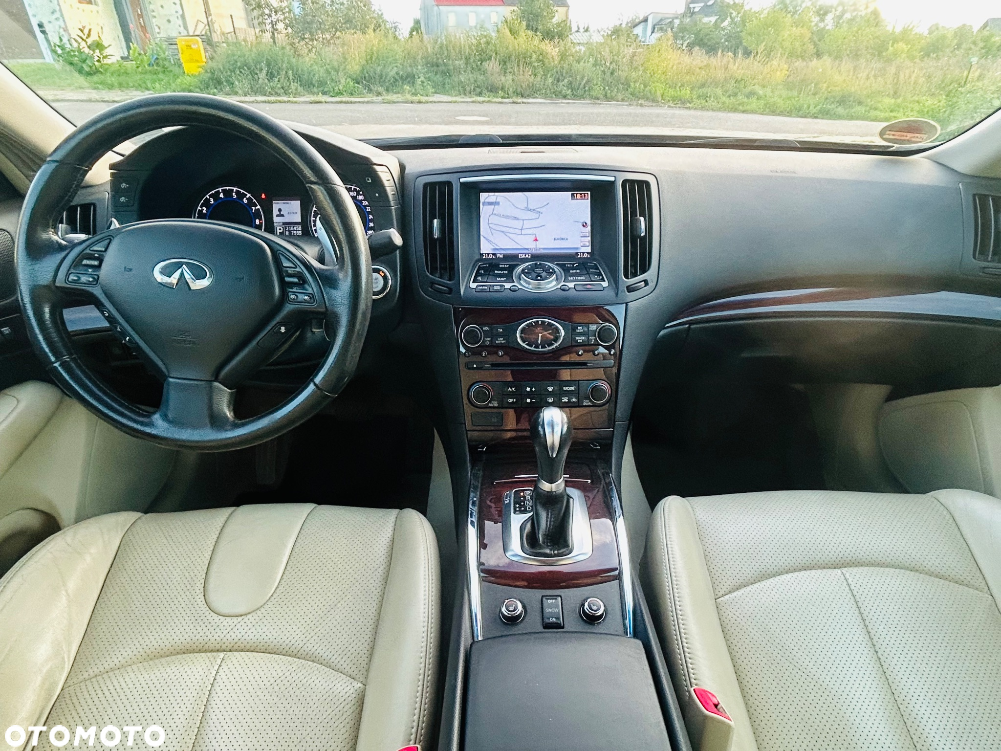 Infiniti G G37 AWD - 11